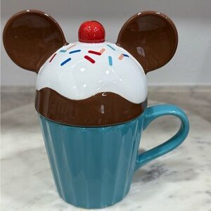 Mickey Mouse Cupcake Mug with Lid